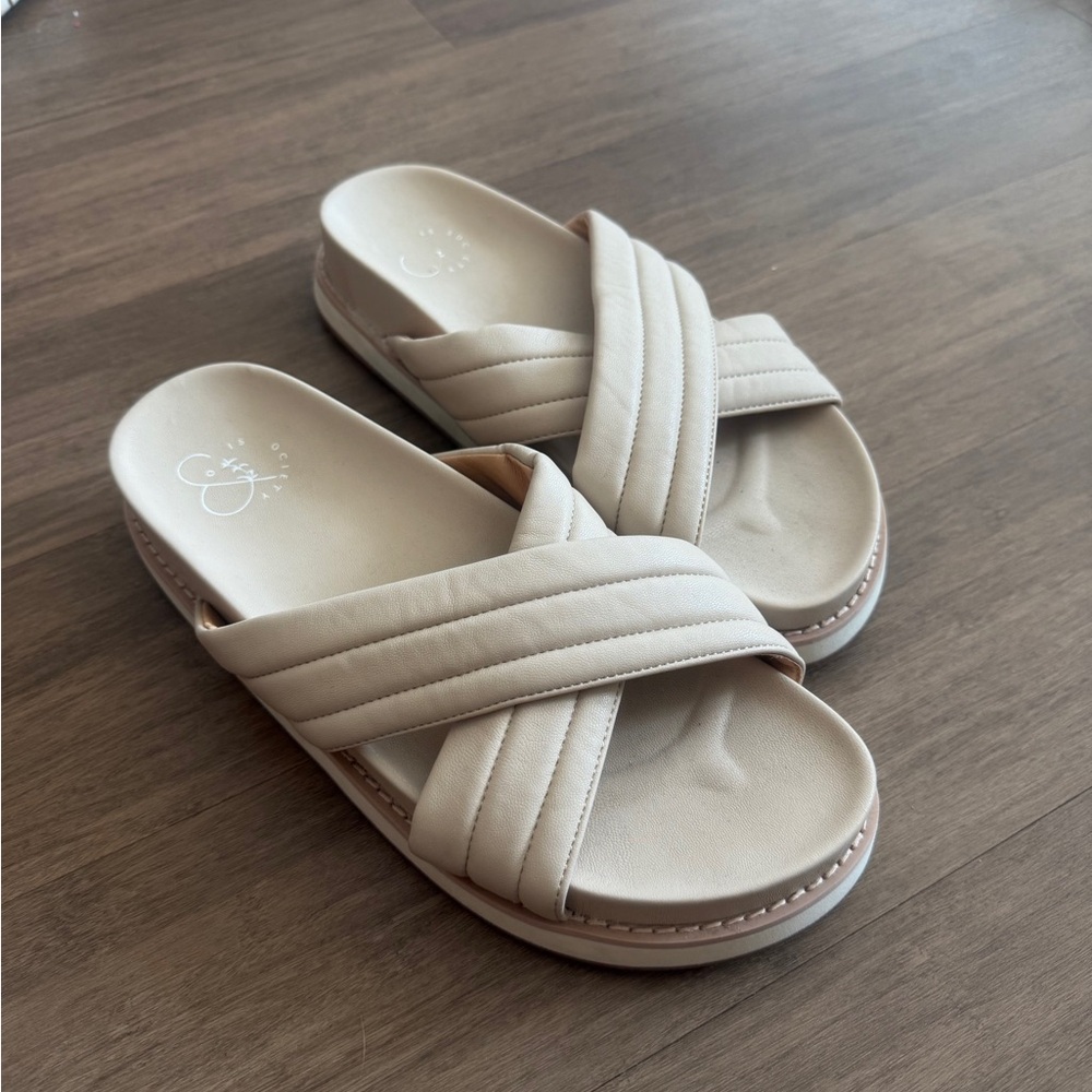 Elegant Beige Cross-Strap Sandals